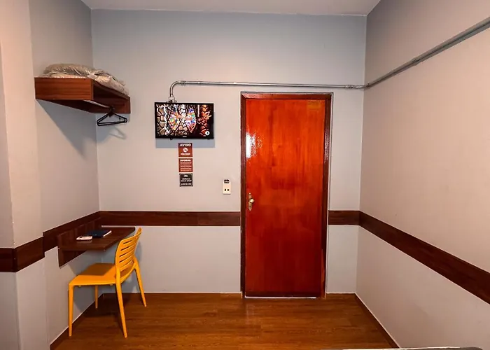 Hotel Cerrado