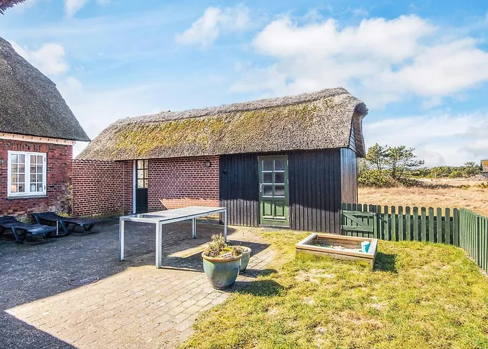 10 Person Holiday Home In Blavand