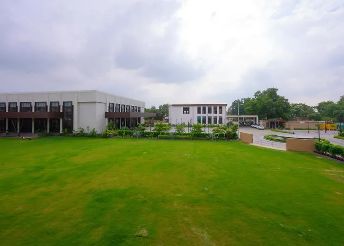 Nandgaon Kashi Resort And Spa