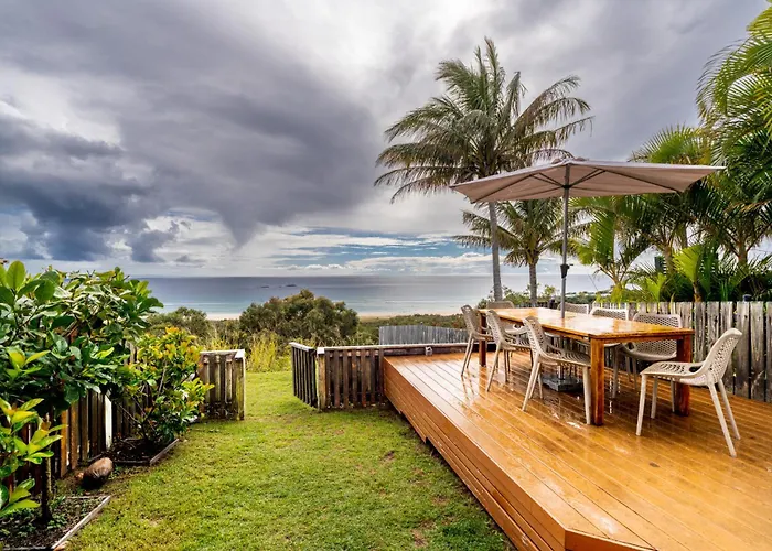 Pandanus Palms Ocean View Holiday Resort On Point Lookout
