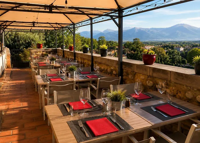 Logis Hotel Restaurant Le Cara Sol