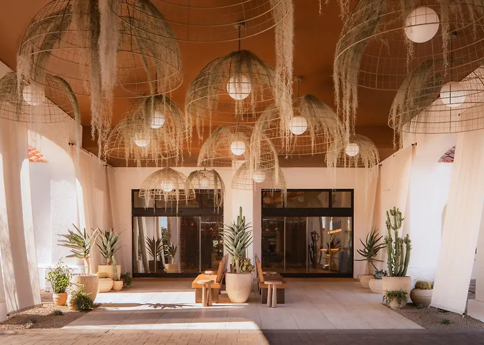 Kimpton Miralina Resort & Villas By Ihg