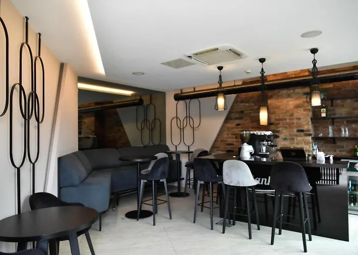 Hotel Bank