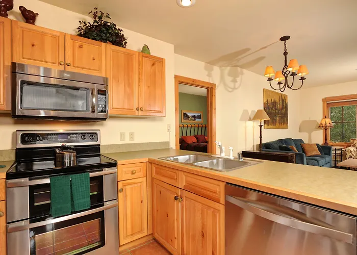 Expedition Station Condos By Vail Resorts