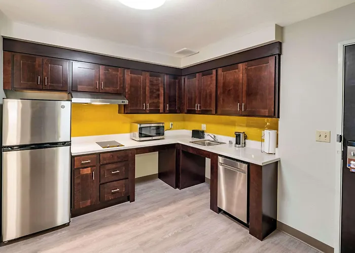 Mainstay Suites Spokane Airport