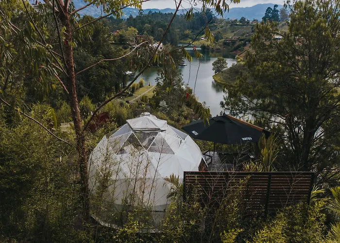 Domus Glamping Guatape
