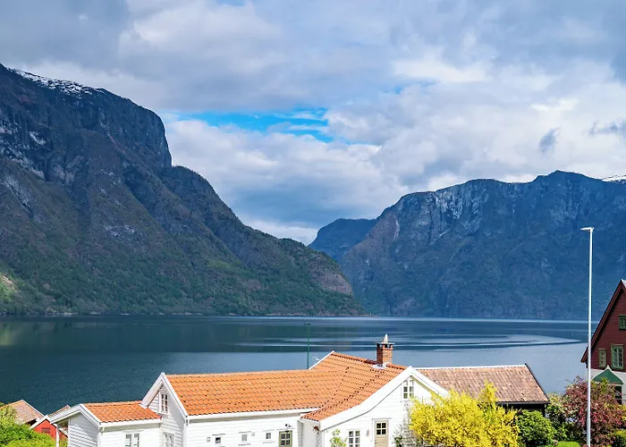 Hotel Aurlandsfjord