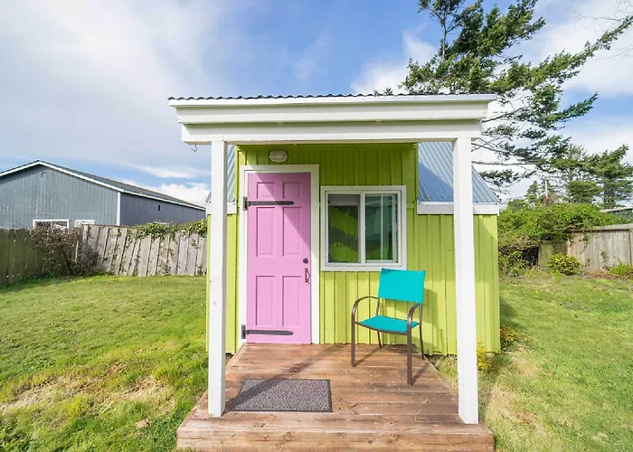 Coastal Getaway By Pebble Beach & Redwoods!