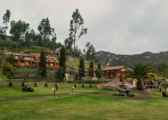 Killary Lodge & Glamping