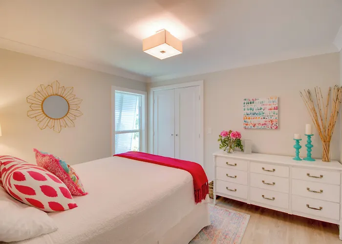 Lavish Vero Beach Escape With Pool, Patio + Dock!
