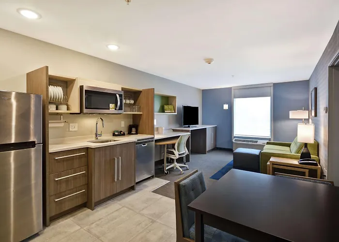 Home2 Suites By Hilton Grand Rapids North