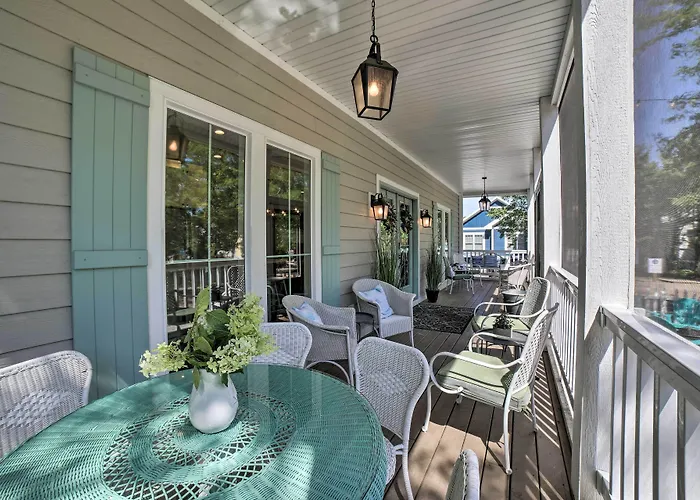 Bright & Airy Home: Chef'S Kitchen & Pro Decor!