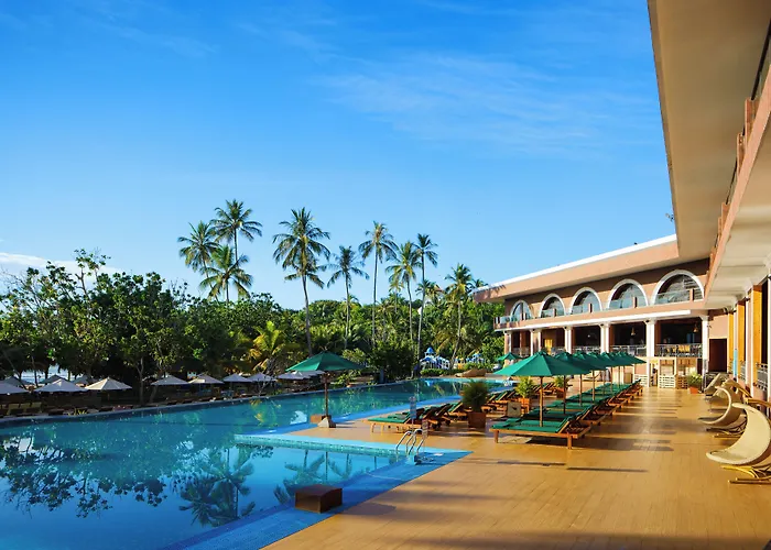 Araliya Beach Resort & Spa Unawatuna- Where You Meet The Sea All Year
