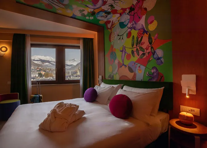 Omama Hotel