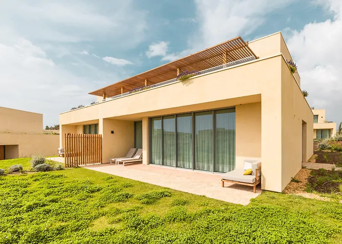 White Shell Beach Villas