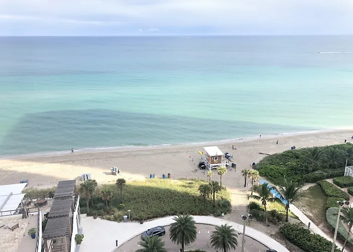 Hyde Beach House Apartments
