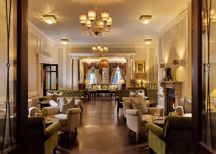 Buswells Hotel
