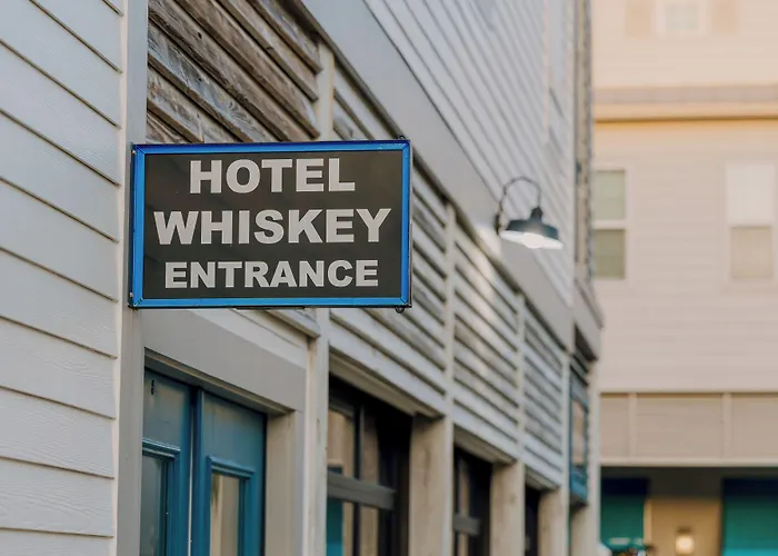 Hotel Whiskey In Pass Christian