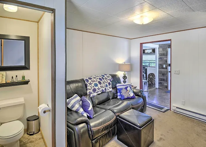 Coastal Pnw Gem W/ Hot Tub - Walk To Beach!