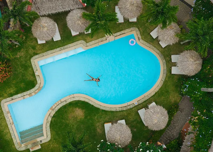 Garden of Eden Dive Resort