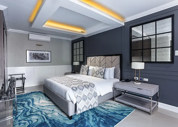 Stonehill Suites