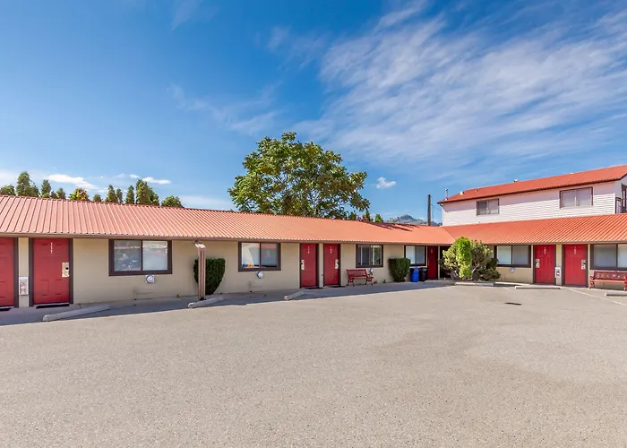 Westridge Motor Inn