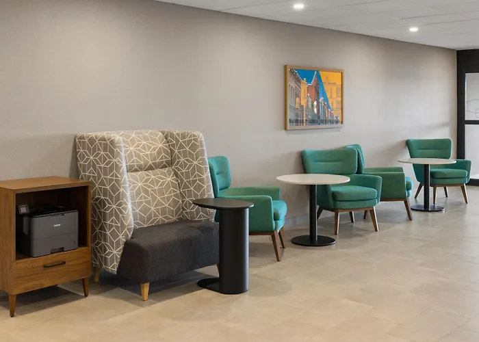 Hampton Inn Staunton