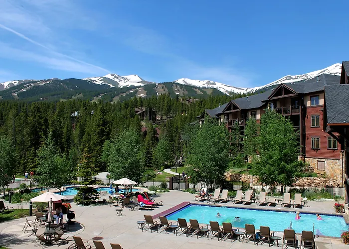 Grand Timber Lodge