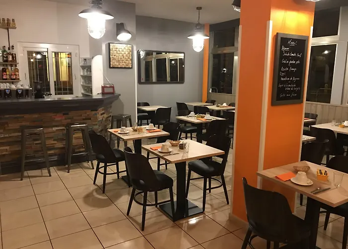 Rev Hôtel Lamalou-les-Bains