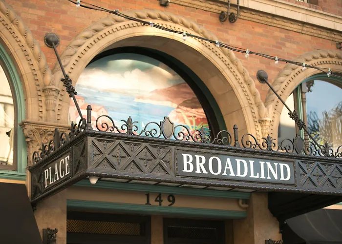 Broadlind Hotel