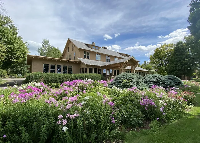 Peters Sunset Beach Resort And Golf