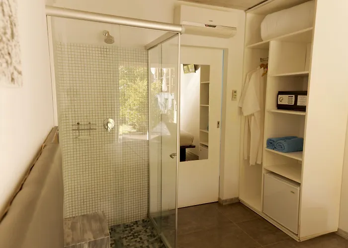 Undarius Hotel