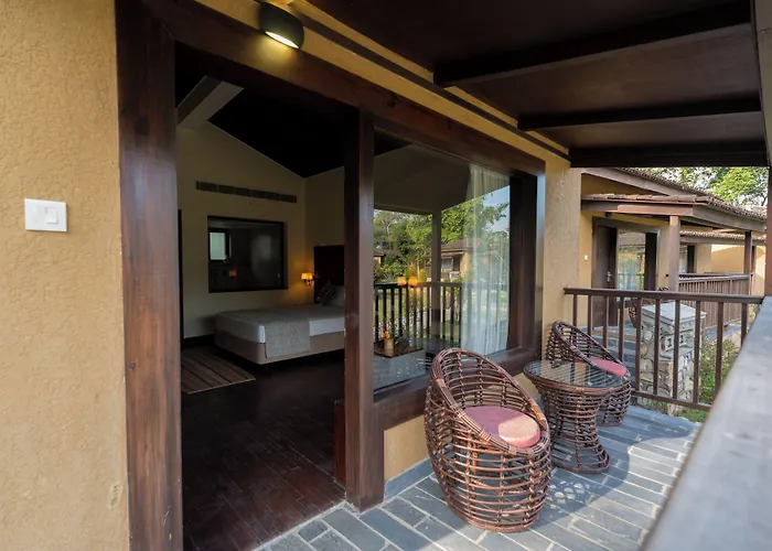 Jungle Villa Resort - Near Chitwan National Park