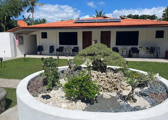 Parrot Resort Moalboal