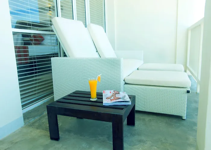 Beacon Beach Hotel Negombo