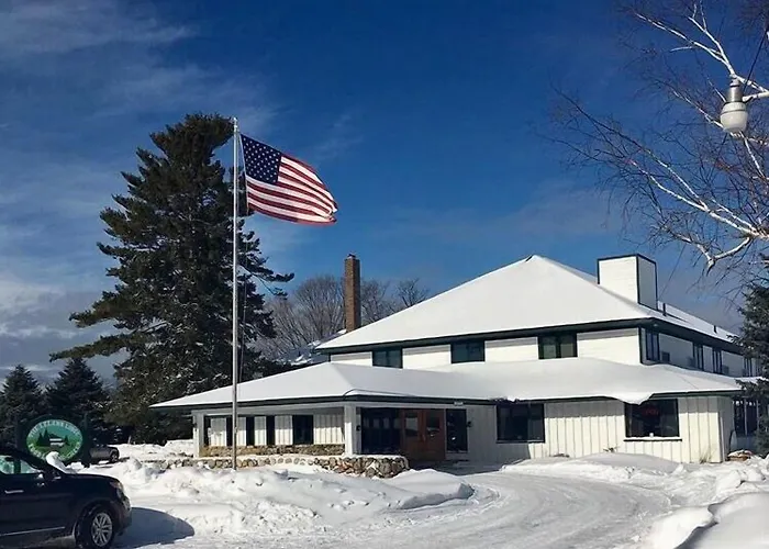 The Leland Lodge