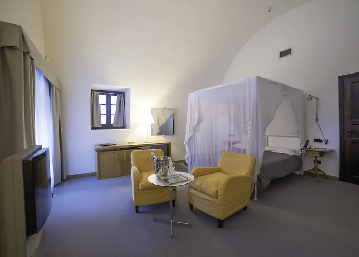 Hotel Cavour Et Des Officiers