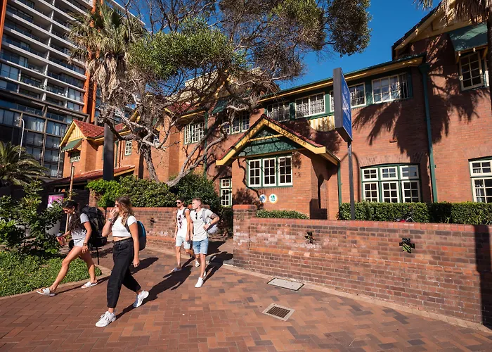 Yha Newcastle Beach
