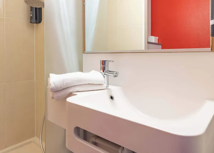 B&B Hotel Saint Malo Sud