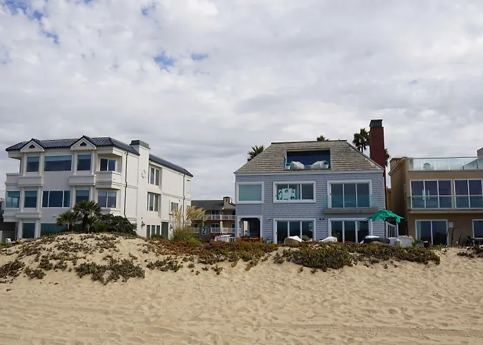 Ocean Surf Inn & Suites