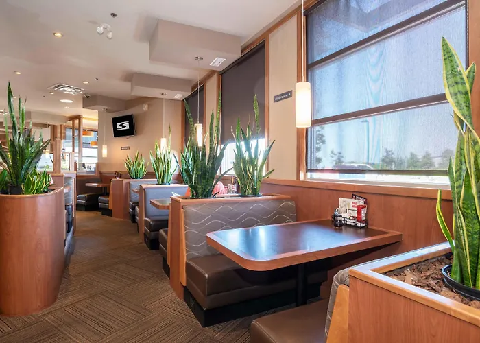 Sandman Hotel Oakville
