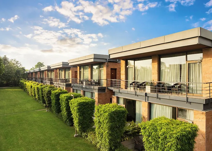 Taj Damdama Lake Resort & Spa, Gurugram