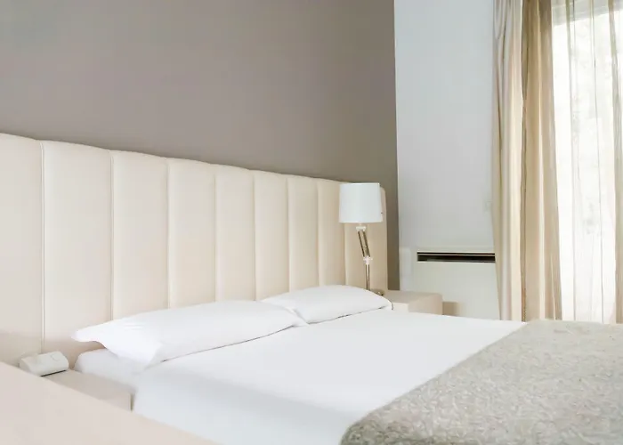 Soglow Business Class Hotel