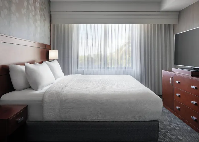 Courtyard By Marriott Maui Kahului Airport