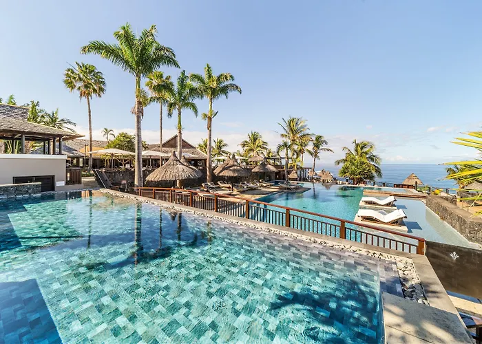 Palm Hotel & Spa