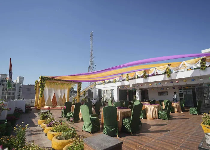Hotel Anand Villa