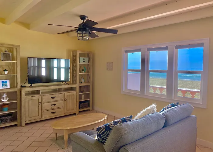 Quinta Pacifica Beachfront Villas