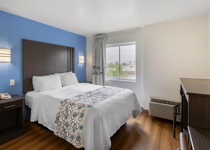 Surestay Plus Hotel By Best Western Niagara Falls East