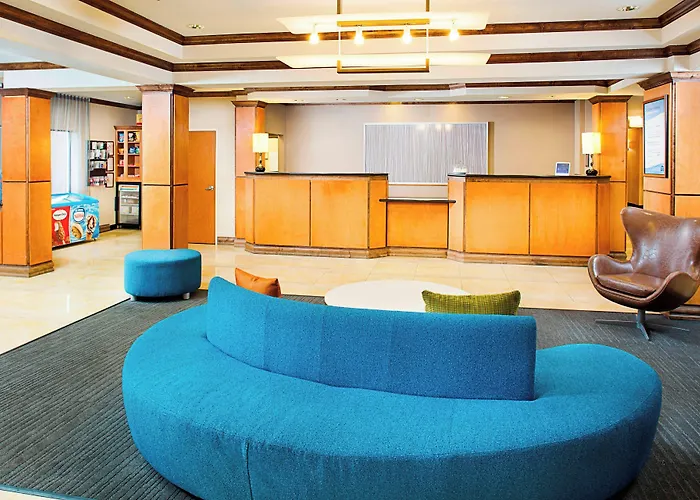 Fairfield Inn & Suites By Marriott San Antonio Seaworld / Westover Hills