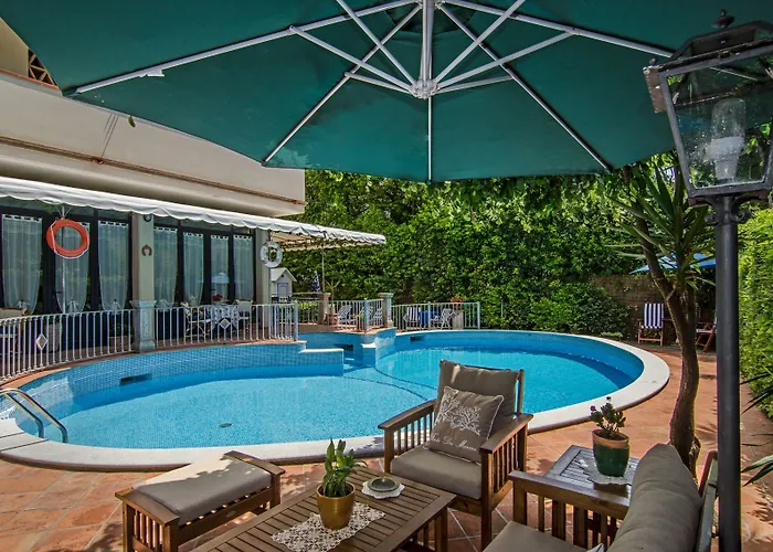 Hotel Kyrton